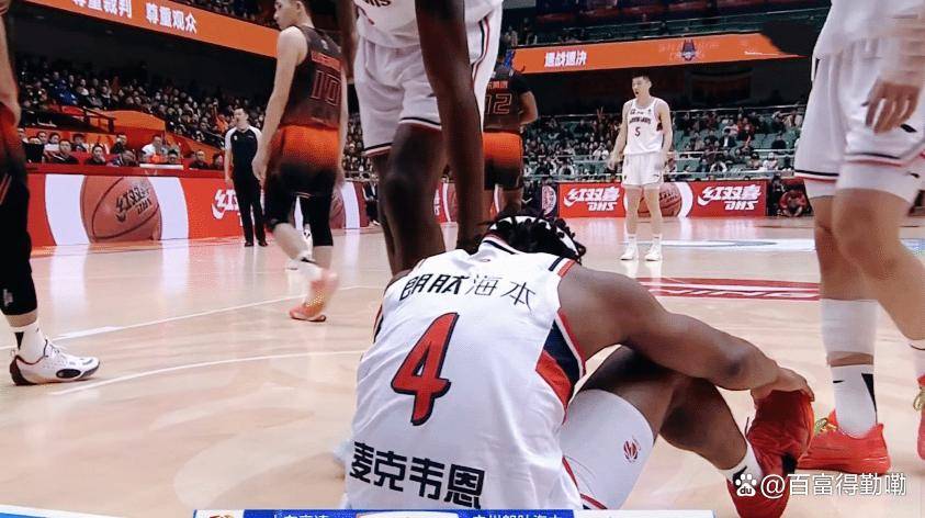 山东男篮主场大胜对手，展现实力 山东男篮主场大胜对手,展现实力的视频 
